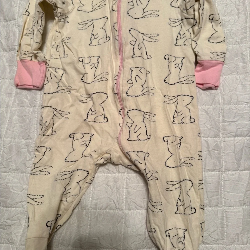 Gerber sleepers NWOT only washer Kids Footie